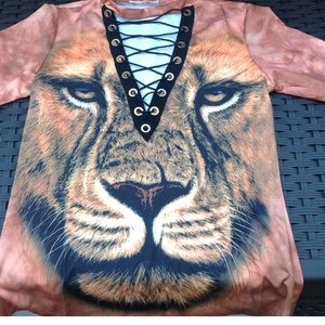 Ladies size small shirt